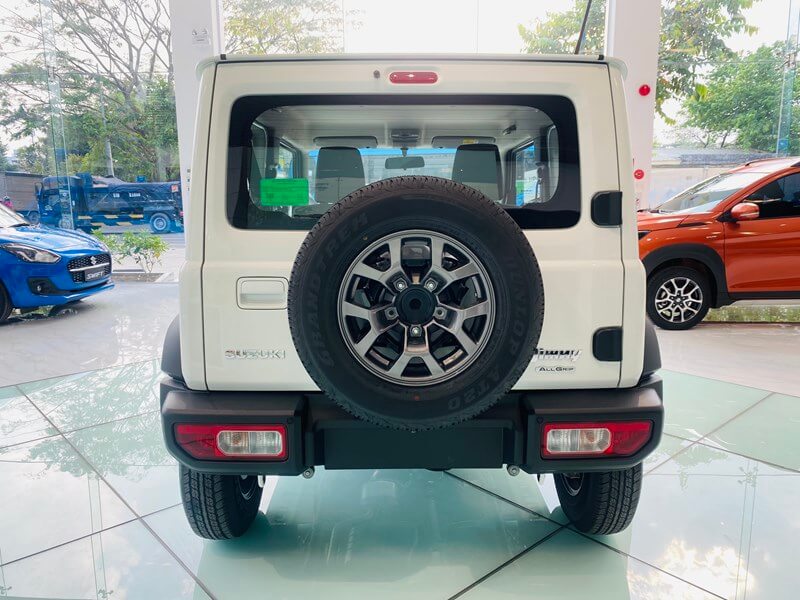 Suzuki Jimny giá xe, giá lăn bánh và khuyến mãi