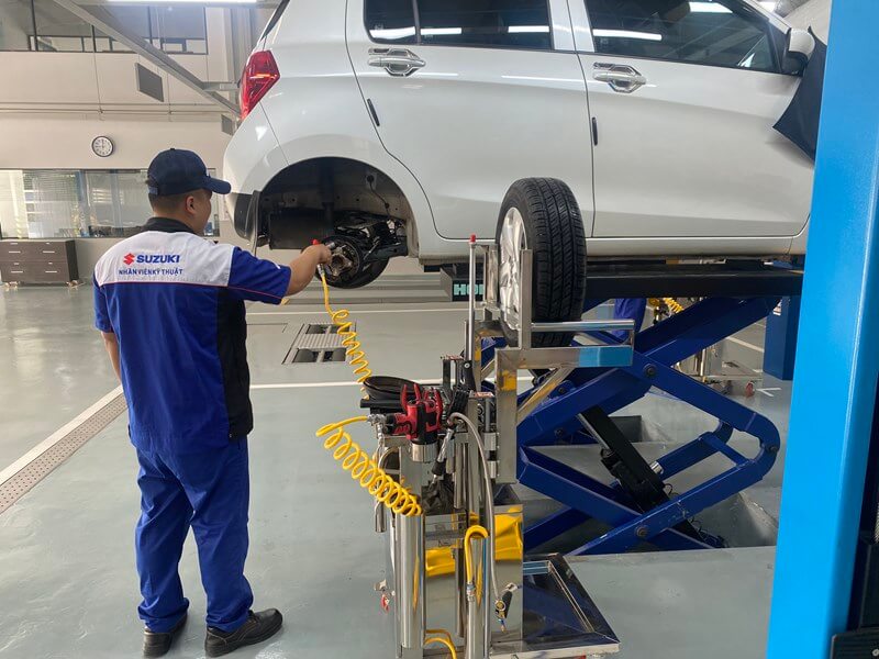 Giới thiệu Công ty TNHH Royal Auto Japan